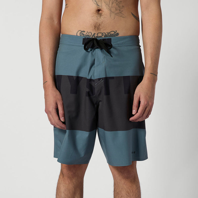 Load image into Gallery viewer, Profile Boardshort - Tidal Blue - 2026
