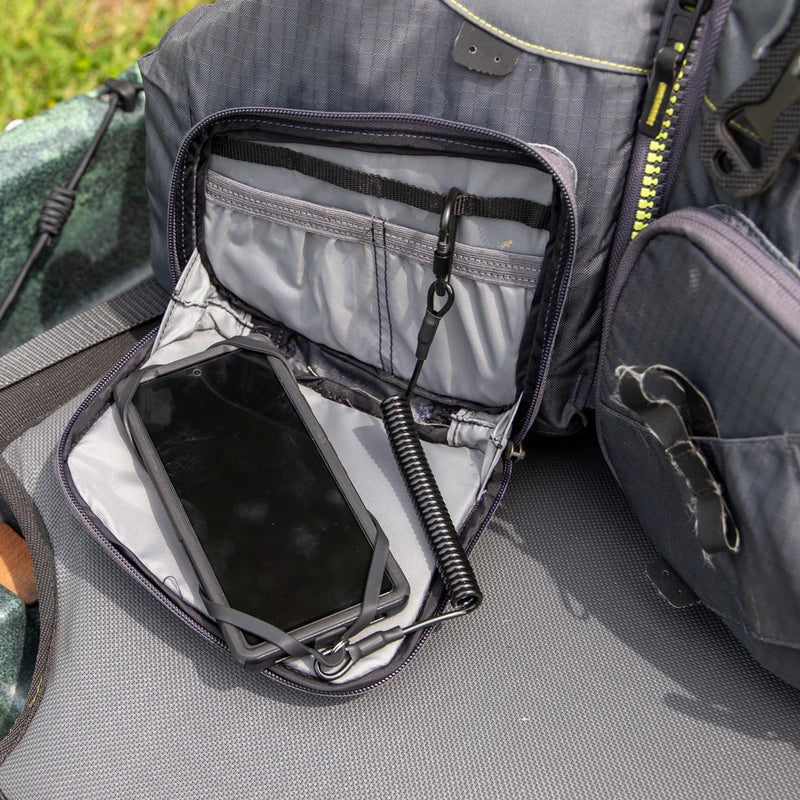 Load image into Gallery viewer, YakAttack - Universal Smartphone Harness with Tether - Black YakAttack
