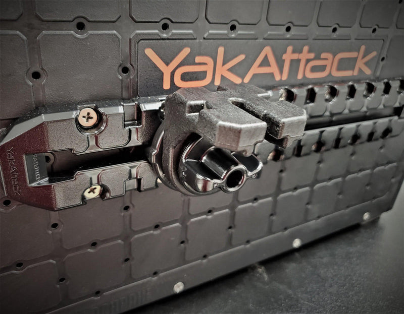 Load image into Gallery viewer, YakAttack - 90 Degree MightyMount Vertical Track Adapter | Watersports World UK 5
